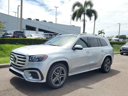 2025 Mercedes-Benz GLS 450 4MATIC