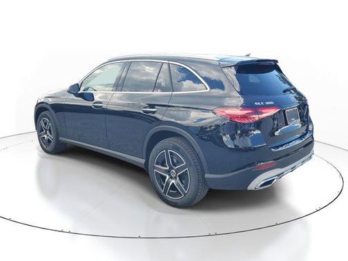 2026 Mercedes-Benz GLC 300 Base 4MATIC