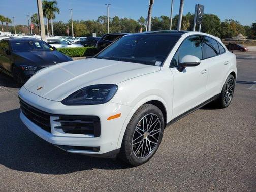 2024 Porsche Cayenne AWD