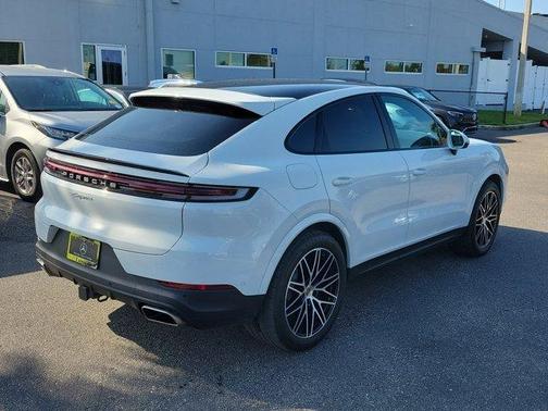 2024 Porsche Cayenne AWD