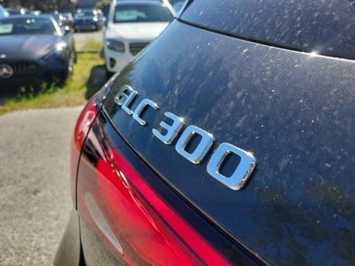 2026 Mercedes-Benz GLC 300 Base 4MATIC