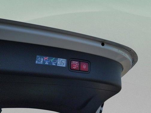 2026 Mercedes-Benz GLC 300 Base