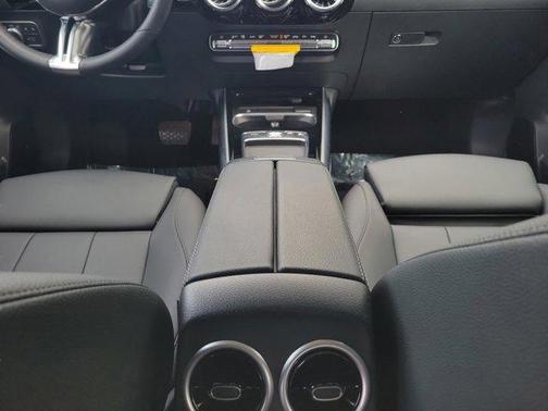 2026 Mercedes-Benz GLA 250 Base