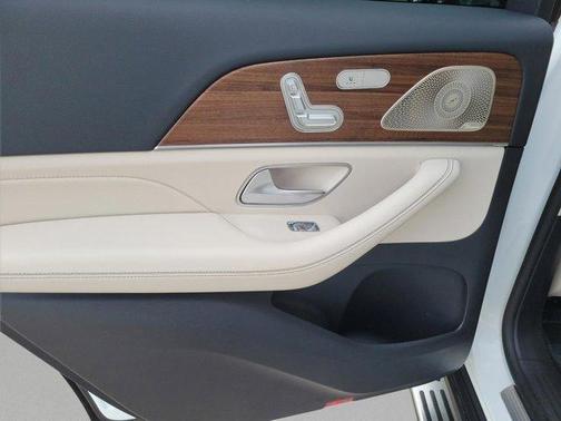 2026 Mercedes-Benz GLS 450 4MATIC