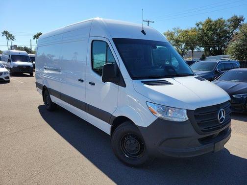 2025 Mercedes-Benz Sprinter 2500 High Roof
