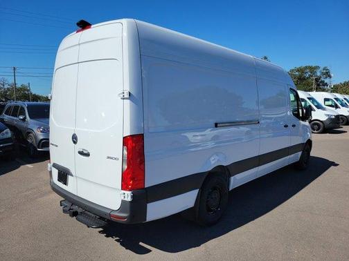 2025 Mercedes-Benz Sprinter 2500 High Roof
