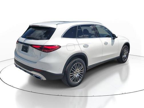 2026 Mercedes-Benz GLC 300 Base