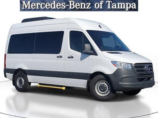 2025 Mercedes-Benz Sprinter 2500 144 WB Standard Roof Passenger