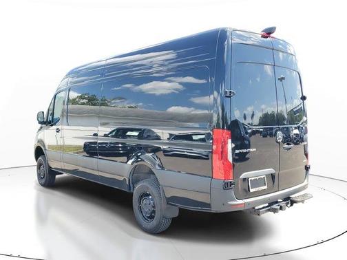 2025 Mercedes-Benz Sprinter 2500 High Roof