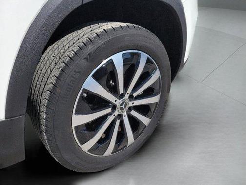 2023 Mercedes-Benz GLA 250 Base