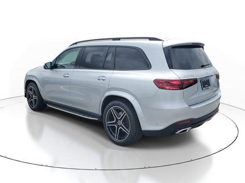 2026 Mercedes-Benz GLS 450 