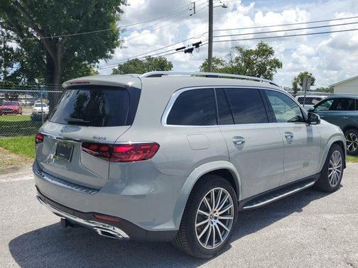 2025 Mercedes-Benz GLS 450 4MATIC
