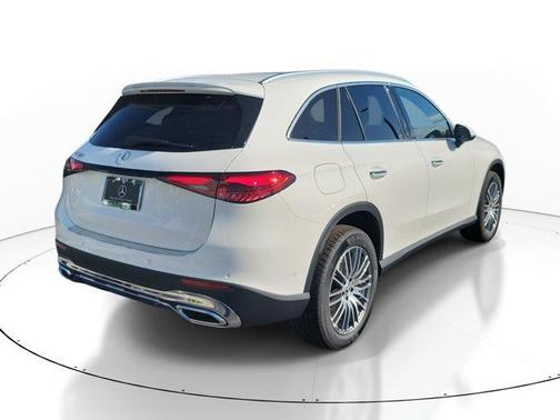2026 Mercedes-Benz GLC 300 Base