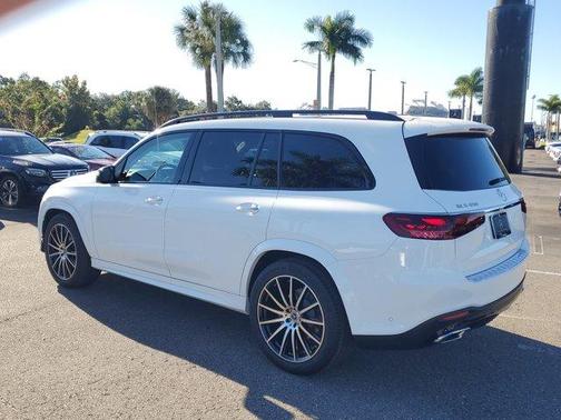 2026 Mercedes-Benz GLS 450