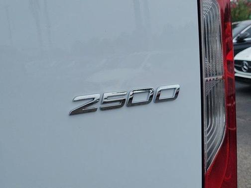 2025 Mercedes-Benz Sprinter 2500 Standard Roof