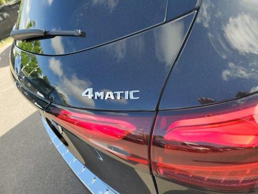 2025 Mercedes-Benz GLC 350e Base 4MATIC