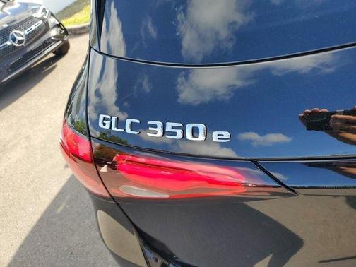 2025 Mercedes-Benz GLC 350e Base 4MATIC
