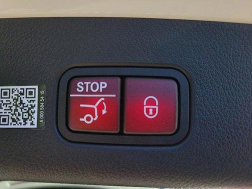 2026 Mercedes-Benz GLC 300 Base