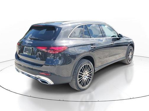 2026 Mercedes-Benz GLC 300 Base
