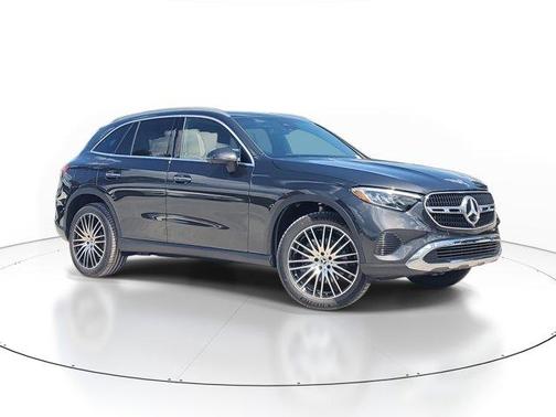 2026 Mercedes-Benz GLC 300 Base