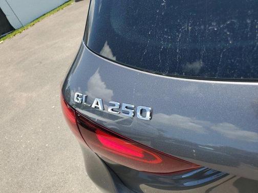 2025 Mercedes-Benz GLA 250 Base