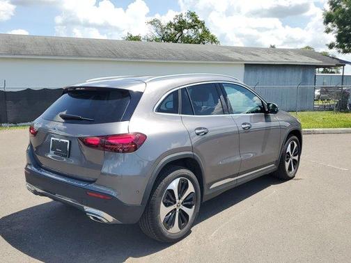 2025 Mercedes-Benz GLA 250 Base