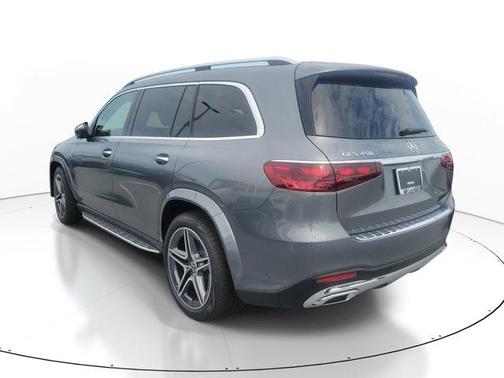 2026 Mercedes-Benz GLS 450 