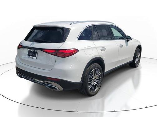 2025 Mercedes-Benz GLC 300 Base