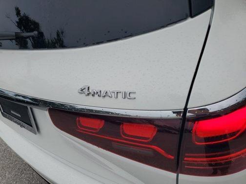 2026 Mercedes-Benz GLS 450 