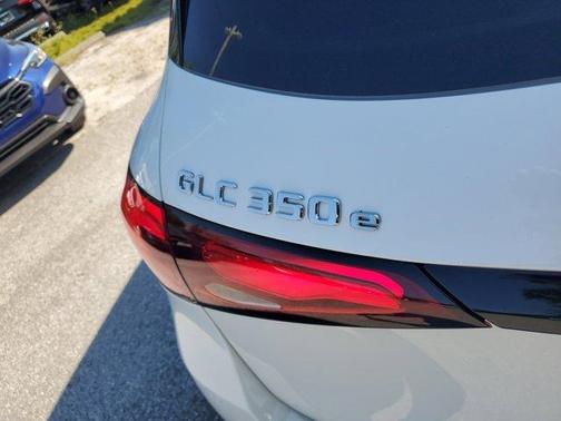 2025 Mercedes-Benz GLC 350e Base 4MATIC
