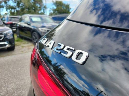 2026 Mercedes-Benz GLA 250 Base