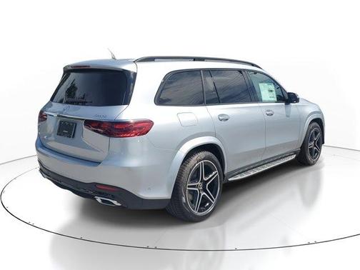 2026 Mercedes-Benz GLS 450