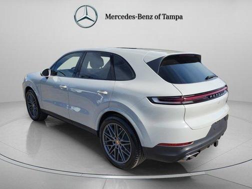 2025 Porsche Cayenne Base