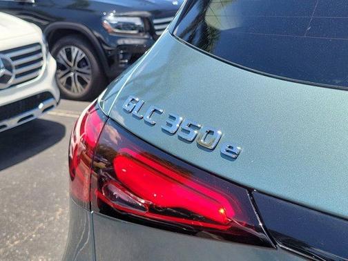 2025 Mercedes-Benz GLC 350e Base 4MATIC