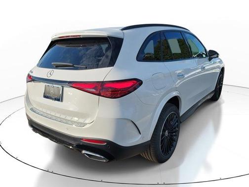 2026 Mercedes-Benz GLC 300 Base