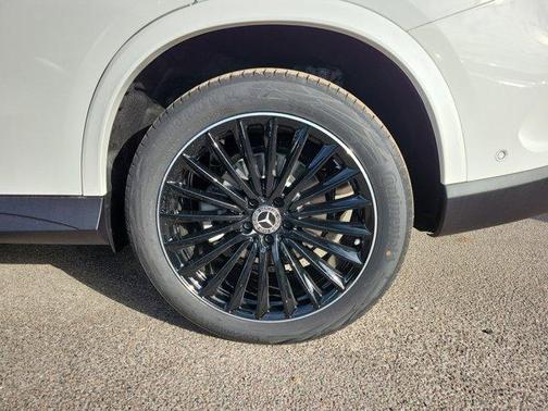 2026 Mercedes-Benz GLC 300 Base