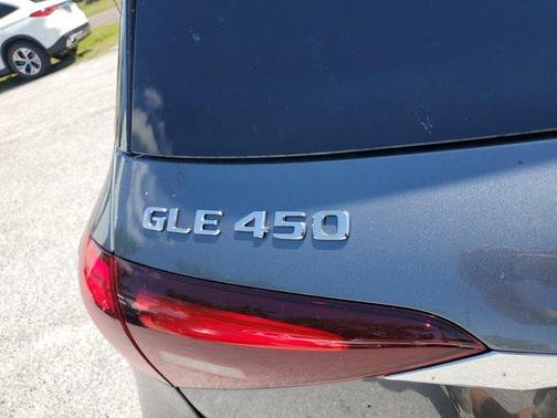 2025 Mercedes-Benz GLE 450 4MATIC