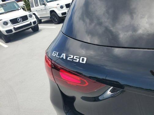 2025 Mercedes-Benz GLA 250 Base