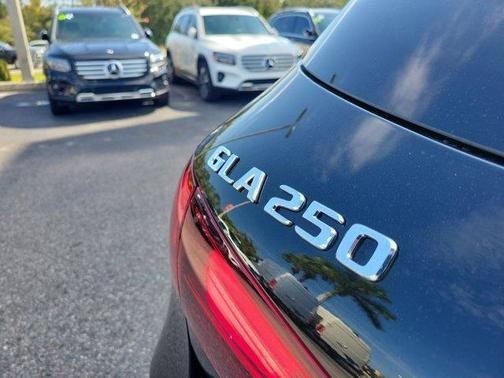 2025 Mercedes-Benz GLA 250 Base 4MATIC