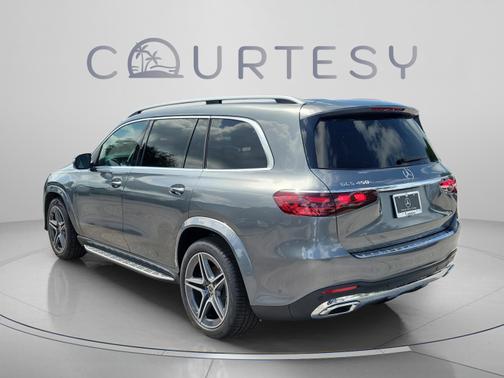 Selenite Grey Metallic 2026 Mercedes-Benz GLS 450 4MATIC
