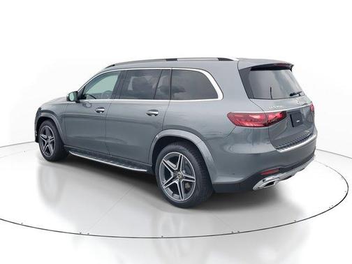 2026 Mercedes-Benz GLS 450 