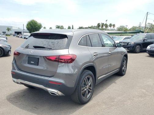 2025 Mercedes-Benz GLA 250 Base