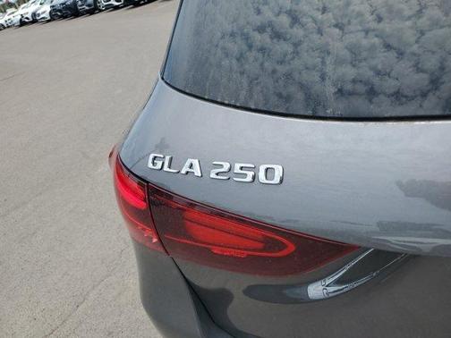 2025 Mercedes-Benz GLA 250 Base