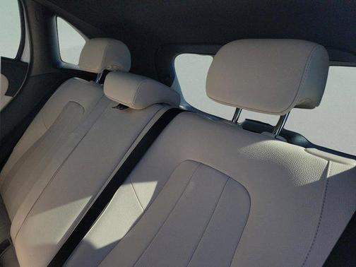 2026 Mercedes-Benz GLA 250 Base