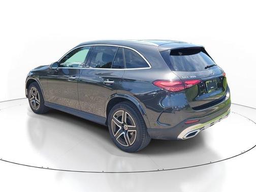 2025 Mercedes-Benz GLC 300 Base 4MATIC