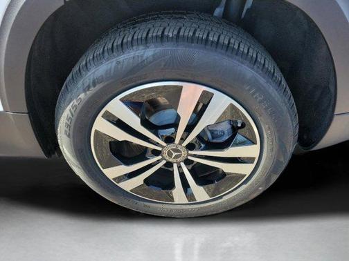 2025 Mercedes-Benz GLB 250 Base