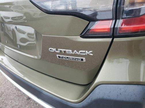 2023 Subaru Outback Touring