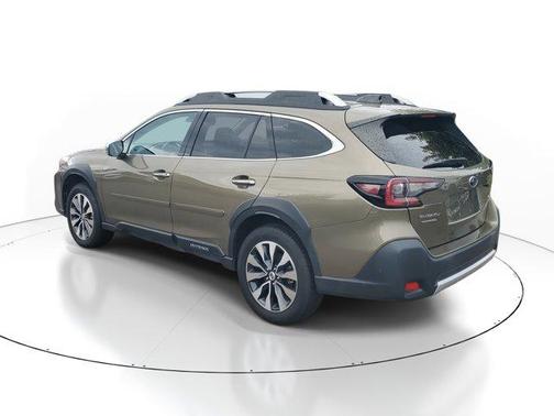 2023 Subaru Outback Touring