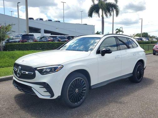 2026 Mercedes-Benz GLC 300 Base