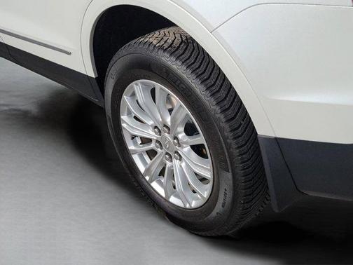 2018 Cadillac XT5 Base